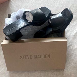 Steve Madden Harlin black sandals